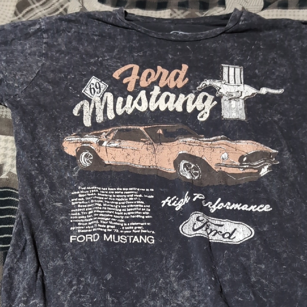 Ford Mustang Graphic T-Shirt
